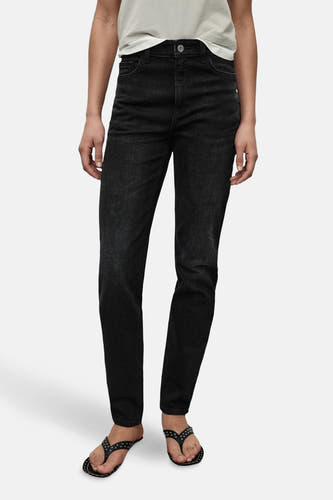 Donkergrijze mom jeans van MANGO, met een klassieke pasvorm en casual styling.