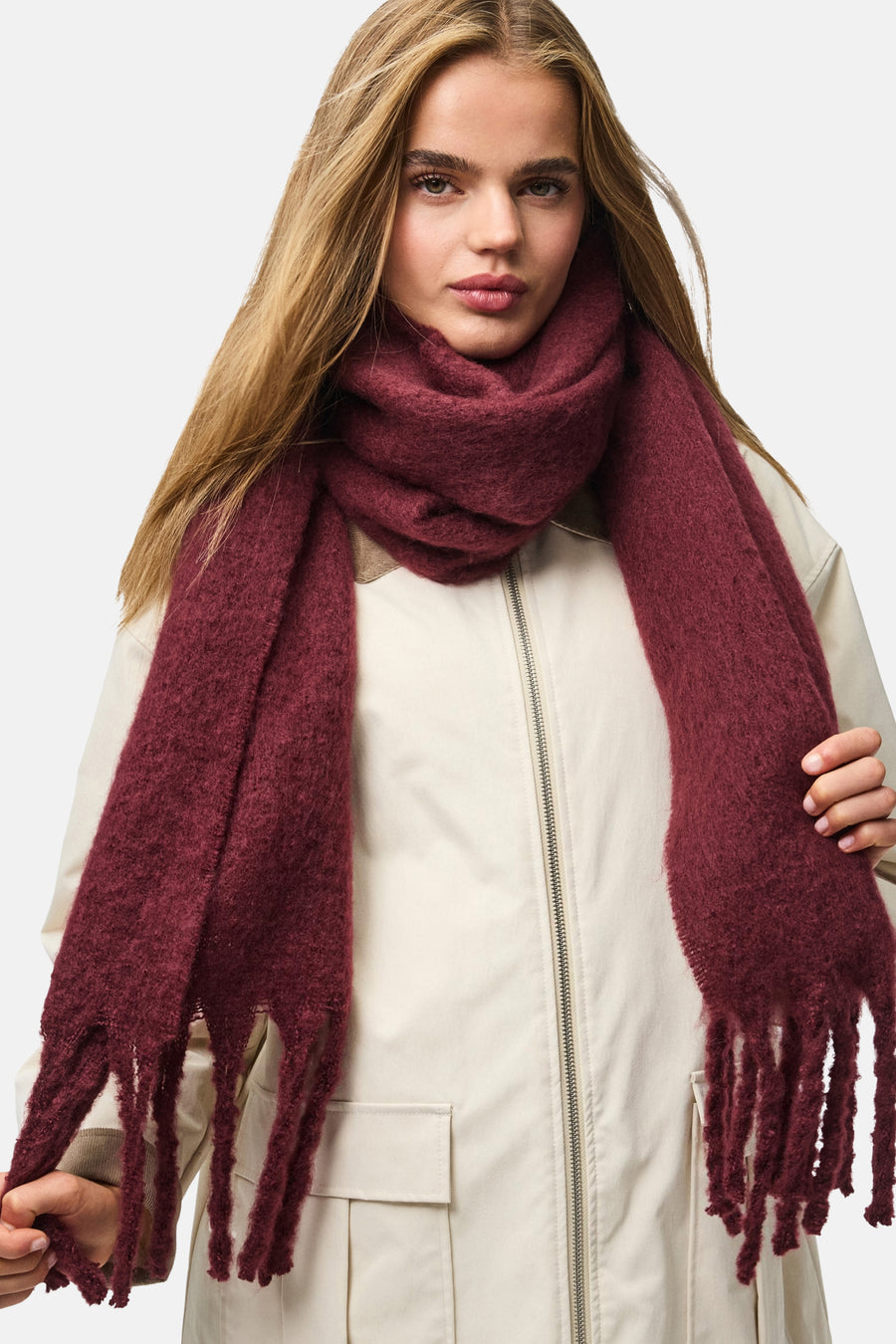 Echarpe rouge - PIECES®