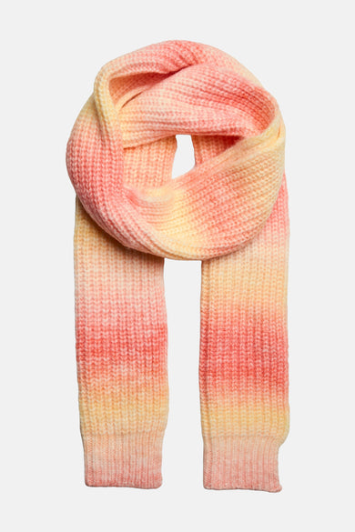 Multikleurige wintersjaal van PIECES®, met een gestreept ombre patroon in perzik, geel en roze.