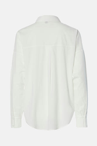 Wit overhemd met lange mouwen van PIECES®, gezien van achteren.