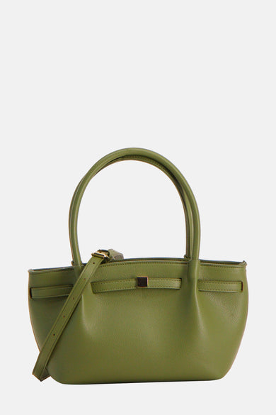 Groene handtas van PIECES®, met handvatten en een schouderband.