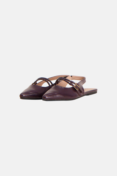 Paarse sandalen van PIECES met gekruiste bandjes en een goudkleurige gespsluiting.