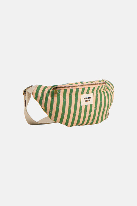 Multicolor gestreepte schoudertas van PIECES® met quiltstitch en "dream team" label, beige riem, front view