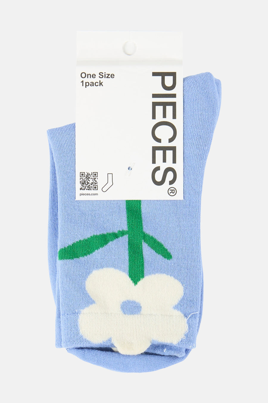 Blauw paar sokken van PIECES®, versierd met een grote witte bloem en groene steel.