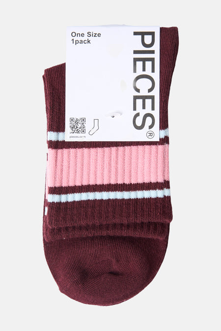 Chaussettes rouge - PIECES®