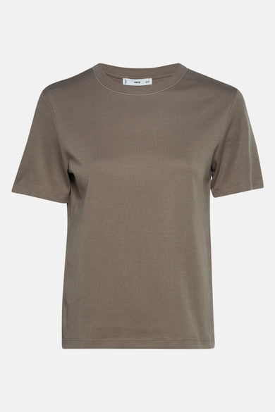 T-shirt brun à manches courtes de MANGO, avec un col rond et une couleur unie.