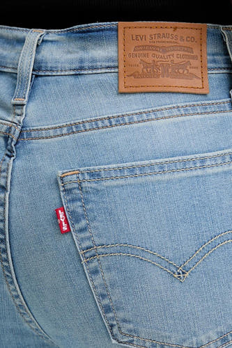 724 - light blue denim