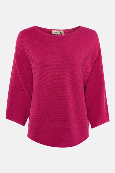 Pull rose à col rond de Fransa, avec une texture côtelée et des manches trois-quarts.