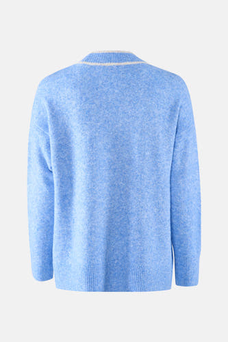 Blauw vest van Fransa, met lange mouwen en een licht gemêleerde textuur.

