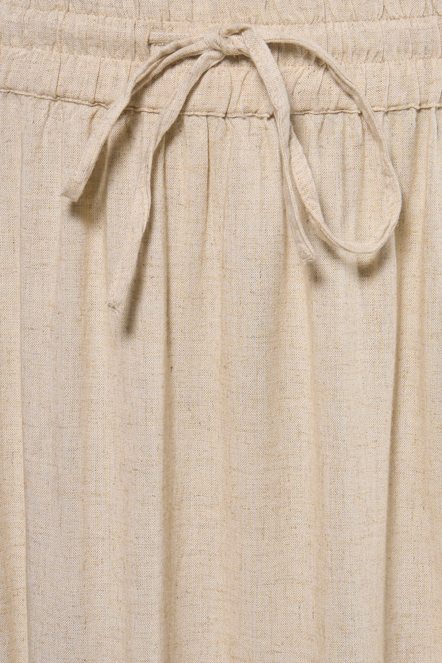 Jupe beige de Fransa, avec une taille élastique et un détail de nœud, confectionnée dans un tissu léger.