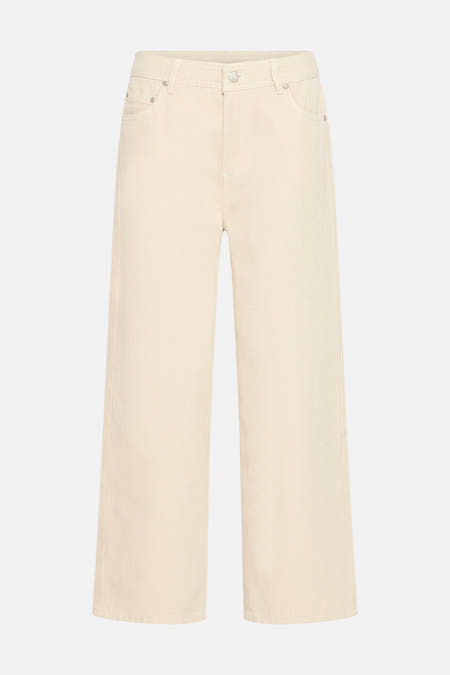 Jean de couleur écru de Fransa, avec poches arrière et jambes larges.