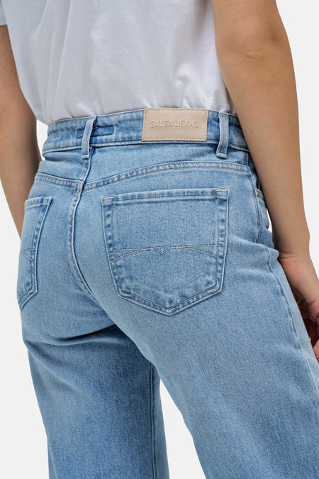 TRUE STRAIGHT - light blue denim