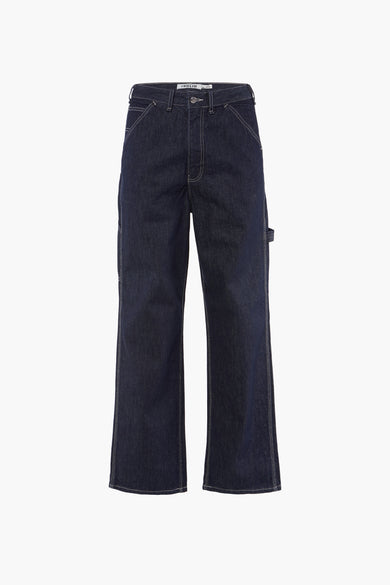 Donkerblauwe wide jeans van SOLID, met gereedschapszak aan de zijkant en lichte stiksels.