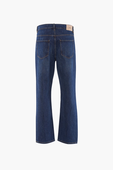 Donkerblauwe wide jeans van SOLID, met een lederen merklabel aan de achterkant.