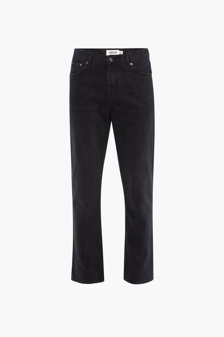 Jean droit noir de SOLID, avec des détails couleur cuivre sur les poches et une fermeture à boutons.