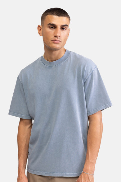 T-shirt bleu à manches courtes de REDEFINED REBEL, vu de dos, avec un design uni.