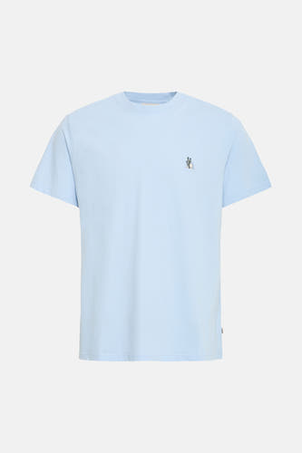 T-shirt bleu à manches courtes de SOLID, avec petit cactus et soleil brodés sur la poitrine.