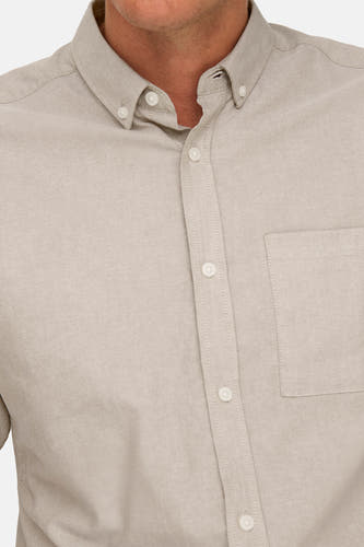 Taupekleurig overhemd met lange mouwen van ONLY & SONS, met knoopsluiting en borstzak.