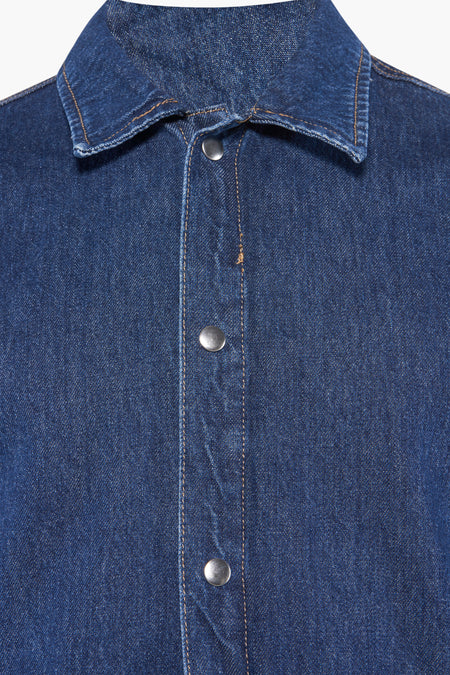 Denim jeansjas van ONLY & SONS®, met een klassieke kraag en metalen knopen.

