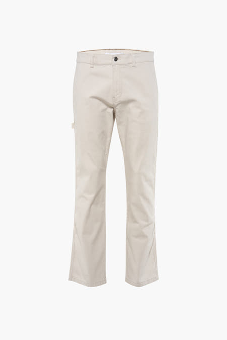 Ecrukleurige chino van ONLY & SONS® met riemlussen en een knoopsluiting, casual en comfortabel.