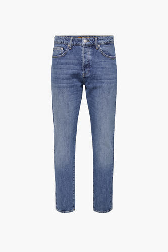 Mid blue denim tapered jeans van ONLY & SONS, met knoopsluiting en subtiele wassing.
