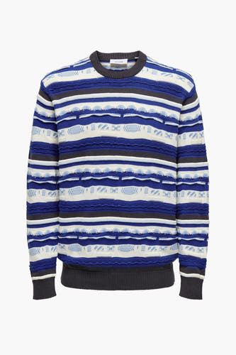 T-shirt bleu avec col rond de ONLY & SONS®, à rayures blanches, bleues et grises.