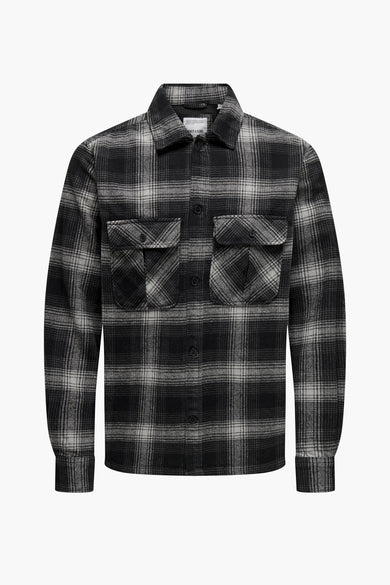 Zwart overhemd met lange mouwen van ONLY & SONS, met een geruit patroon en borstzakken.