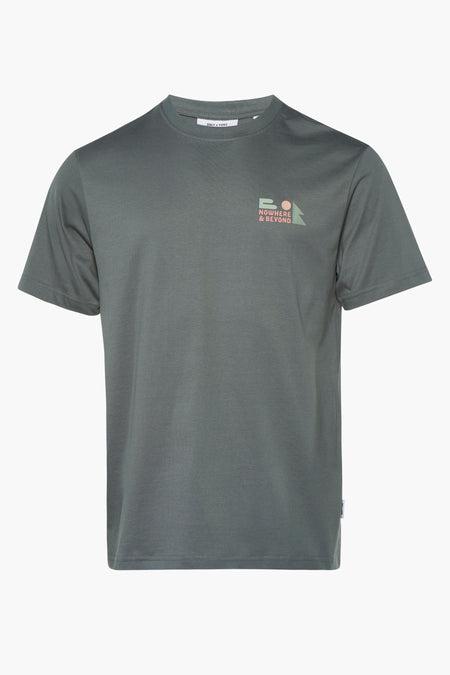 Groen T-shirt met korte mouwen van ONLY & SONS, met een kleine print op de borst.