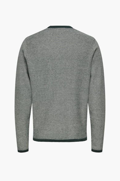 Groene trui met ronde hals van ONLY & SONS, met fijn visgraatmotief en donkergroene boorden.