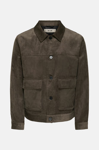 Bruine korte jas van corduroy van ONLY & SONS, met lange mouwen en zakken aan de voorkant.
