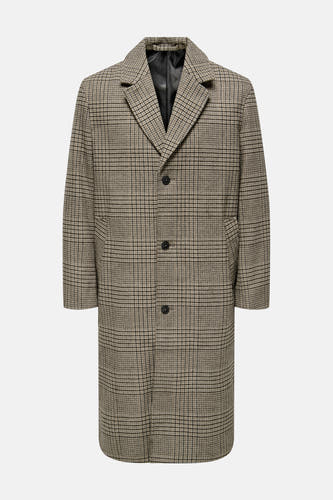Beige lange jas van ONLY & SONS®, met een klassiek ruitpatroon en knoopsluiting aan de voorkant.

