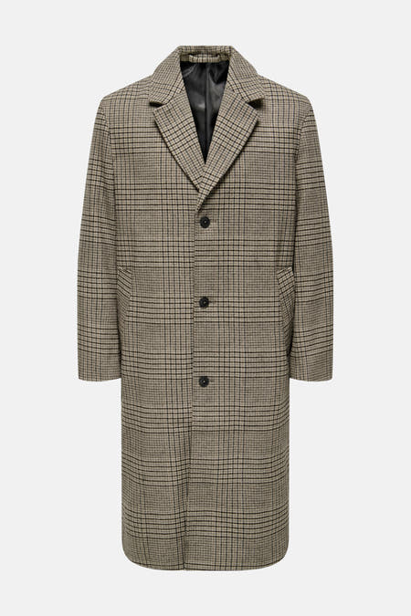 Beige lange jas van ONLY & SONS®, met een klassiek ruitpatroon en knoopsluiting aan de voorkant.
