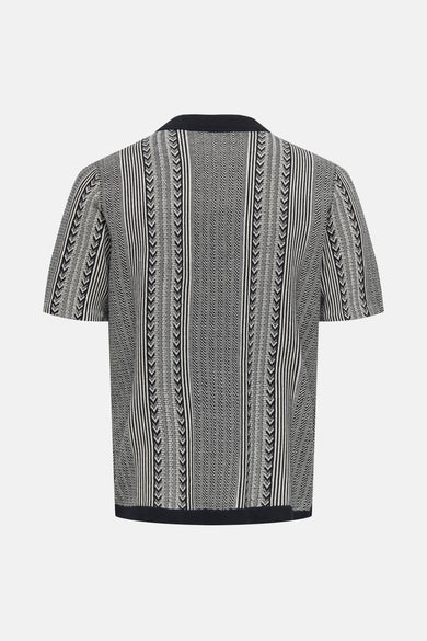 Pull-over noir ONLY & SONS® à rayures et motif zigzag, manches courtes et col sombre.