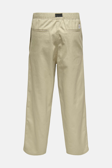 Beige chino d'ONLY & SONS avec ce taille élastique et des poches arrière.