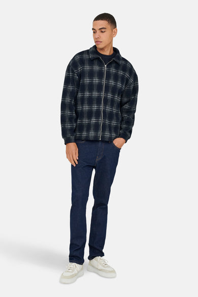 Chemise bleue à manches longues de ONLY & SONS, avec un motif à carreaux.