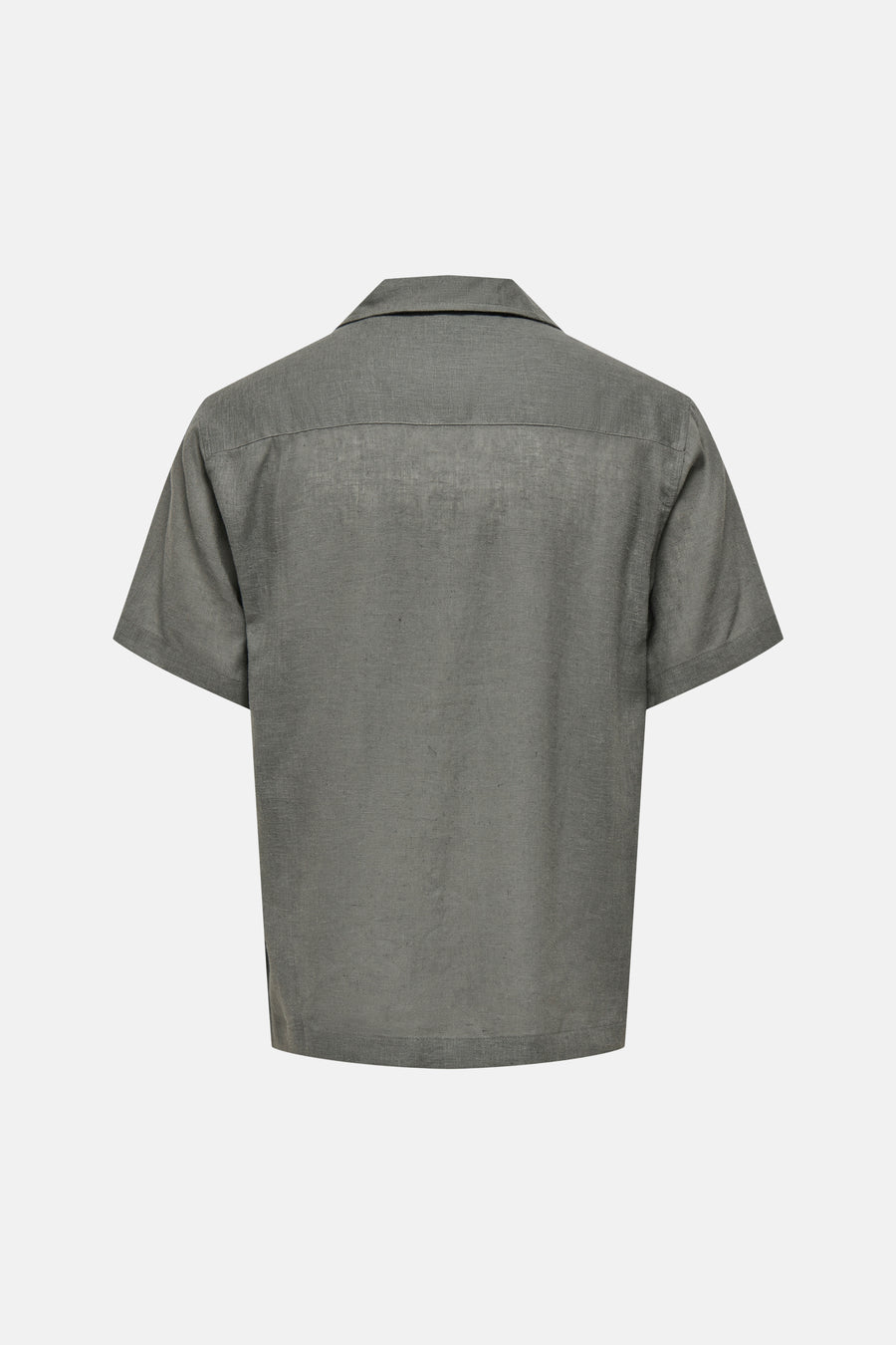 Kaki korte mouwen hemd van ONLY & SONS® met linnenachtige textuur, achterkant zichtbaar.