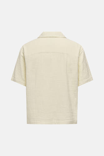 Ecru overhemd met korte mouwen van ONLY & SONS® met gekreukelde textuur, achterkant.