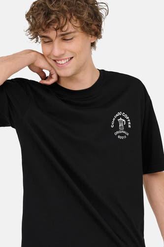 T-shirt noir à manches courtes de ONLY & SONS, avec un petit imprimé rond de café sur la poitrine.