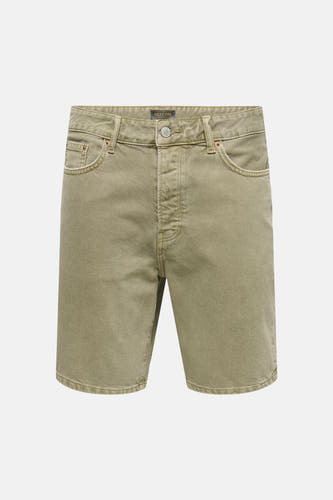 Beige jeansshort van ONLY & SONS® met een rechte pasvorm, vijf zakken en knopsluiting.