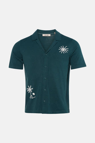 Groene korte mouwen trui met knopen van ONLY & SONS®, wit geborduurde zon en palmboom, front view