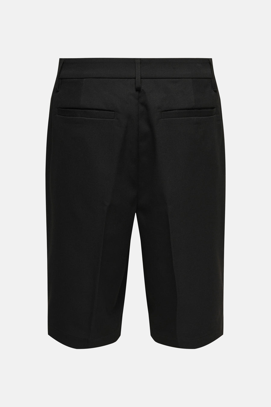 Zwarte korte broek van ONLY & SONS®, achterzijde met twee zakken, strakke pasvorm, gladde stof, rechte zoom