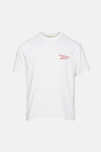 Wit T-shirt met korte mouwen van THEJOGGCONCEPT, met rode tekst op de borst.