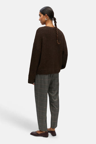 Pull col O - Seal Brown