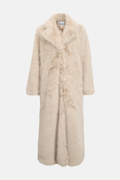 Ecru lange jas van OBJECT, met een zachte faux fur textuur en een klassieke kraag.
