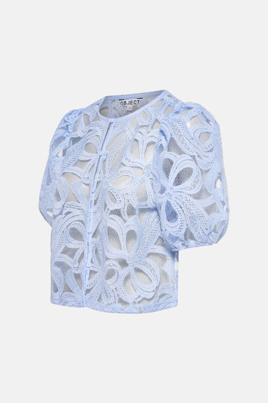 Blauwe blouse met korte mouwen van OBJECT, met open kanten bloemmotief.