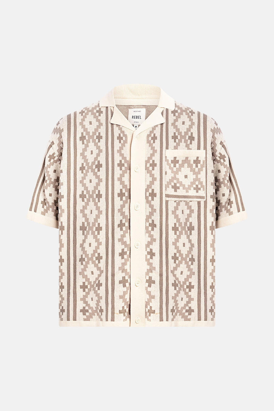 Pull écru de REDEFINED REBEL à manches courtes, col polo et motif géométrique marron.