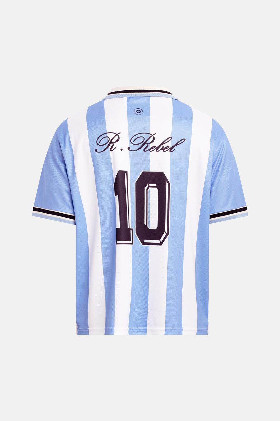 Blauw-wit gestreepte polo van REDEFINED REBEL, rugzijde met 'R. Rebel' en nummer 10, korte mouwen met zwarte bies, mesh textuur, achterkant weergave