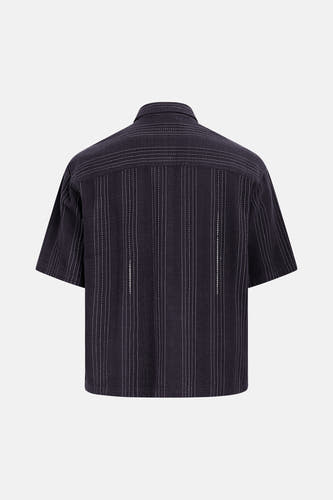 Chemise noire à manches courtes de REDEFINED REBEL avec rayures verticales à pois et unies, dos.