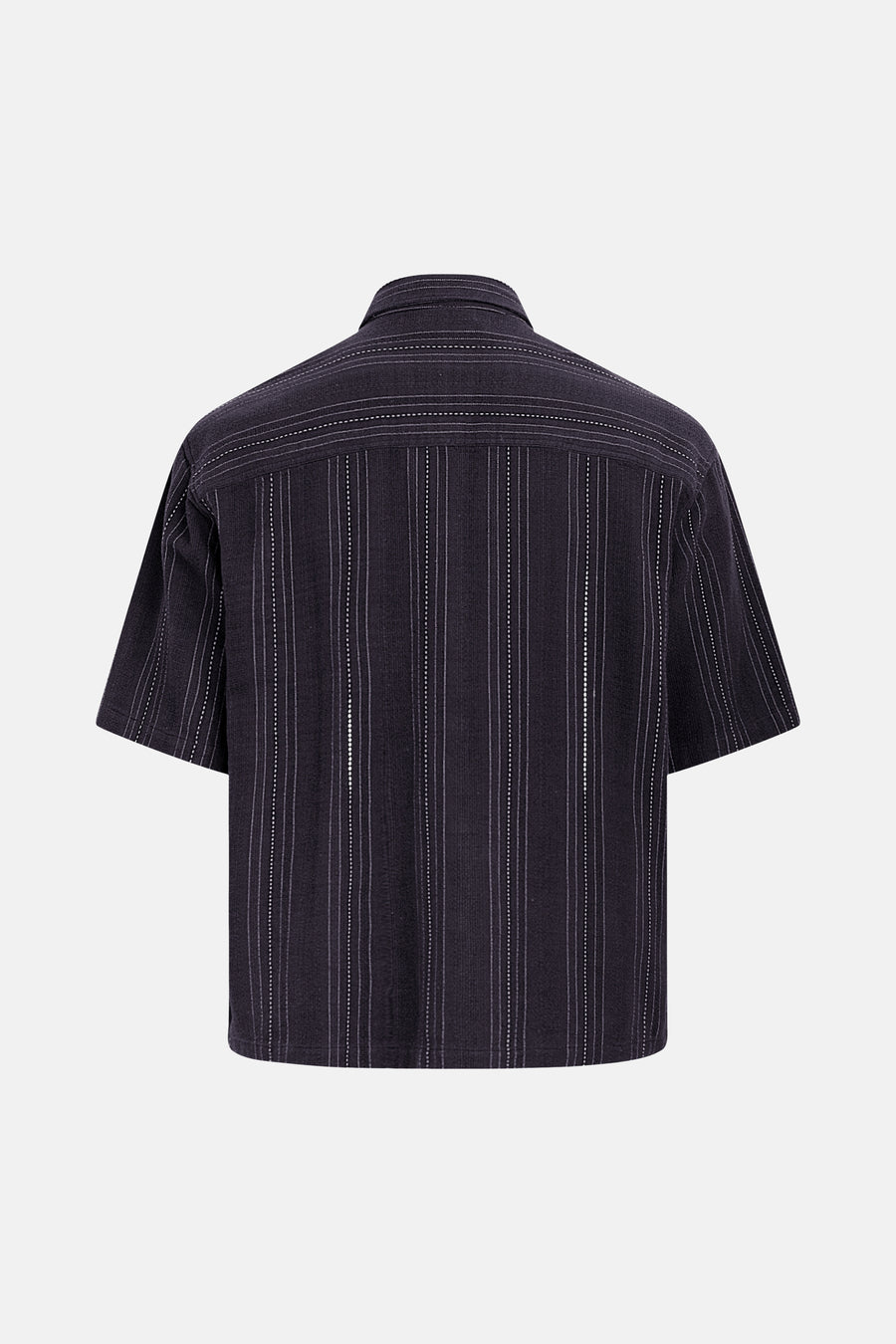 Chemise noire à manches courtes de REDEFINED REBEL avec rayures verticales à pois et unies, dos.