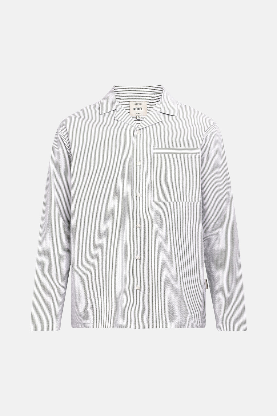 Chemise blanche à rayures à manches longues de REDEFINED REBEL, avec col à revers et poche poitrine.